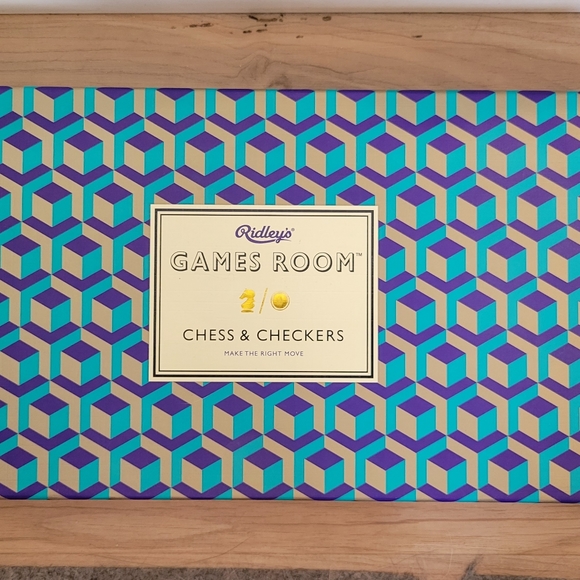 Ripley's chess and checkers - Picture 1 of 3